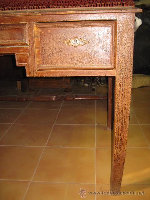 Antigüedades: Mesa de despacho estilo Jorge IV, craquelada. - Foto 3 - 26490661